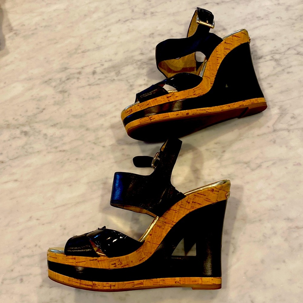 Black Michael Kors 9m